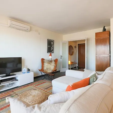 Apartment Gorgeous In With Kitchen Arenys de Mar